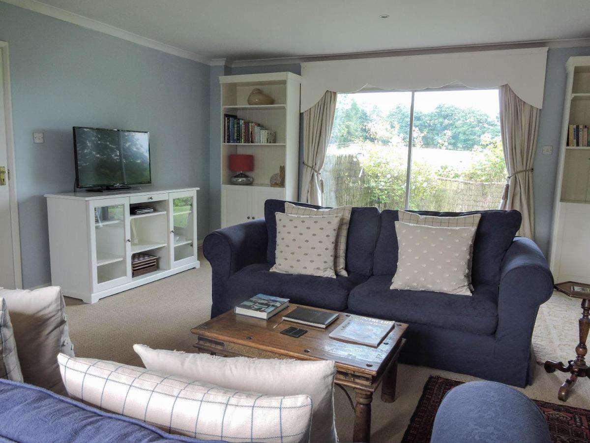 Villa Snaffles Royal Tunbridge Wells Exterior foto