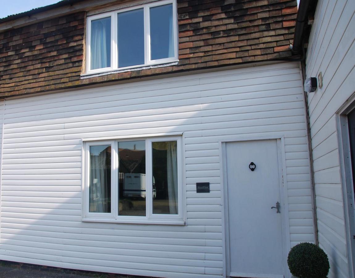 Villa Snaffles Royal Tunbridge Wells Exterior foto